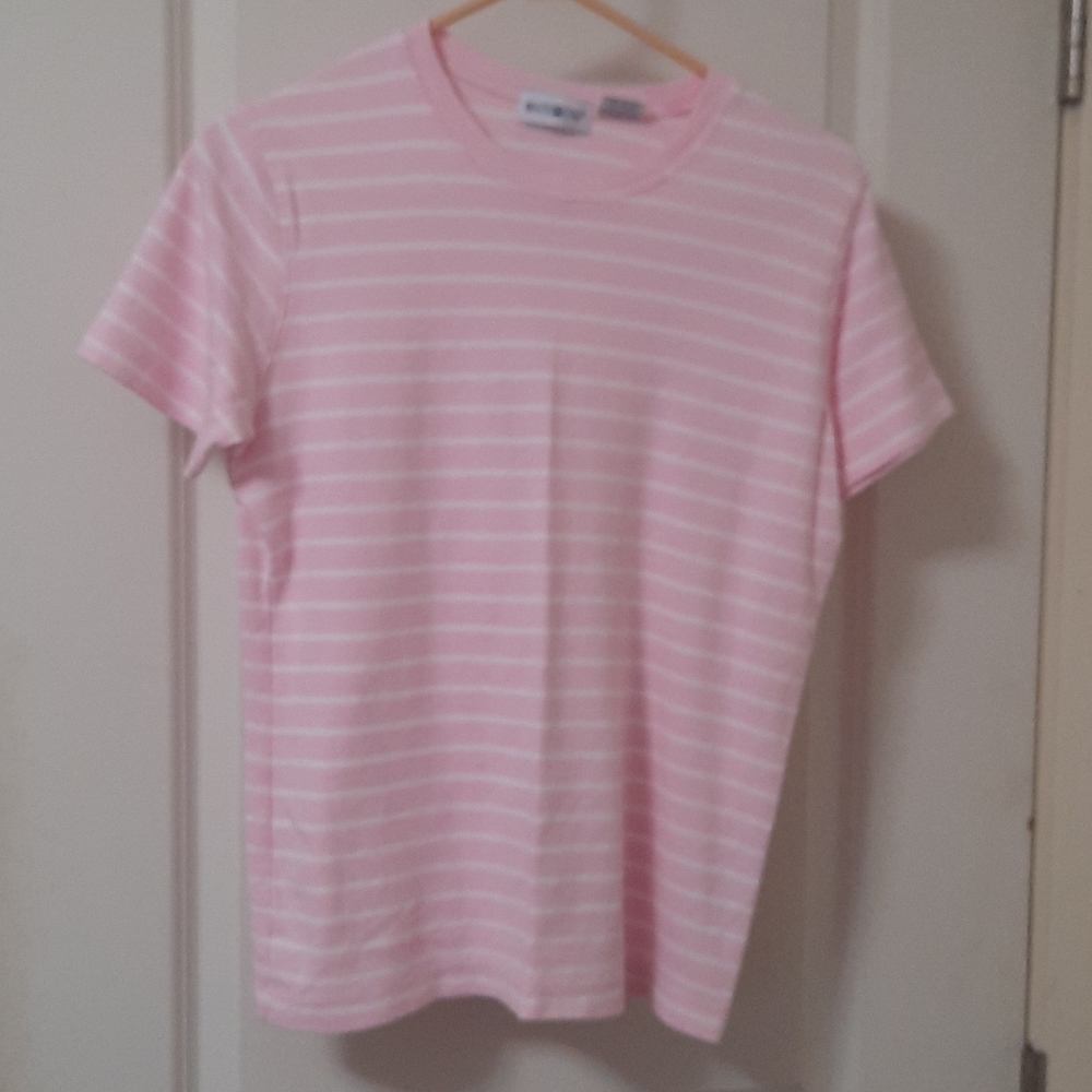 White Stag 100% cotton short sleeve top